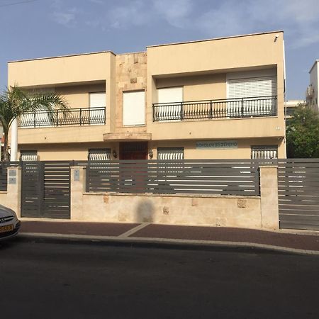 Sokolov Vacation Boutique Apartments By The Sea In Nahariya Exterior foto